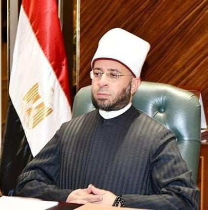 تحقيق عاجل لمخالفات بوزارة الأوقاف ووزيرها يوجه بتعزيز الرقابة