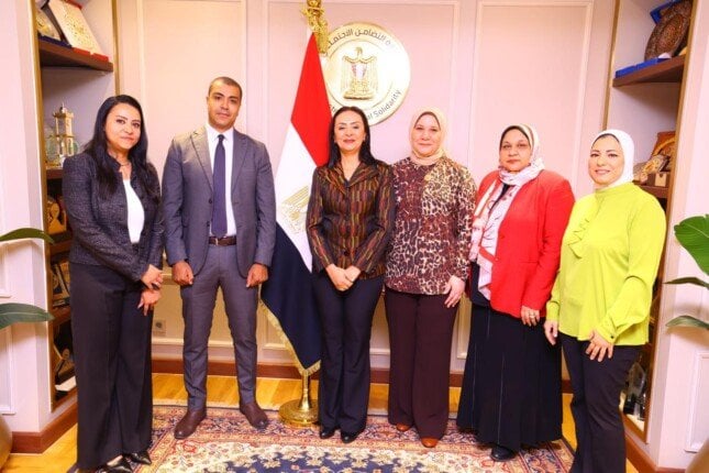 تكريم وزيرة التضامن للإدارة العامة للعلاقات العامة والمراسم