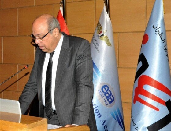 «حفل تخرج» لدفعة جديدة من طلاب معهد هندسة وتكنولوجيا الطيران بحضور وزير الطيران المدني