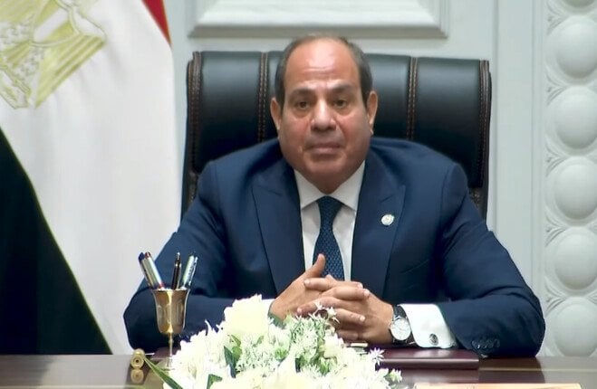 رئيس الجمهورية يؤكد: معبر رفح مخصص للأفراد ويعتمد على الجانب الآخر أيضاً