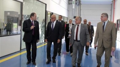رئيس العربية للتصنيع يشرف على التشغيل التجريبي لمصنع مستلزمات جراحة العظام