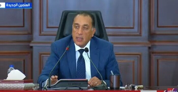 رئيس الوزراء يؤكد: جميع المدارس المصرية تحتوي على أقل من 50 طالبًا في الفصل