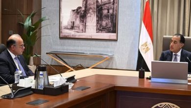 رئيس الوزراء يستقبل رئيس الرقابة المالية لمناقشة ملفات الهيئة المهمة