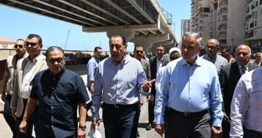 رئيس الوزراء يقوم بجولة تفقدية لتطوير محور «محمد نجيب» وتوسعة كورنيش الإسكندرية
