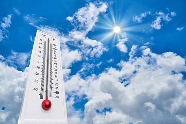 طقس شديد الحرارة يسيطر على أغلب المحافظات السبت مع توقعات وصول الحرارة لـ 40 درجة