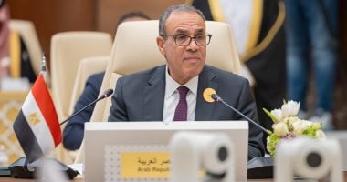 وزير الخارجية يعقد لقاءات مكثفة مع عدد من نظرائه الأفارقة بمالابو
