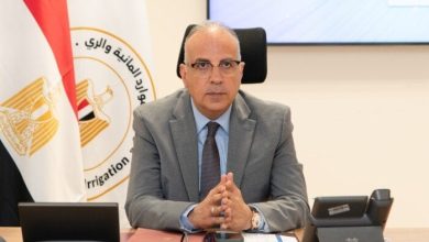 متابعة دقيقة لبرنامج تطهيرات الترع والمصارف بالشرقية من قبل وزير الري