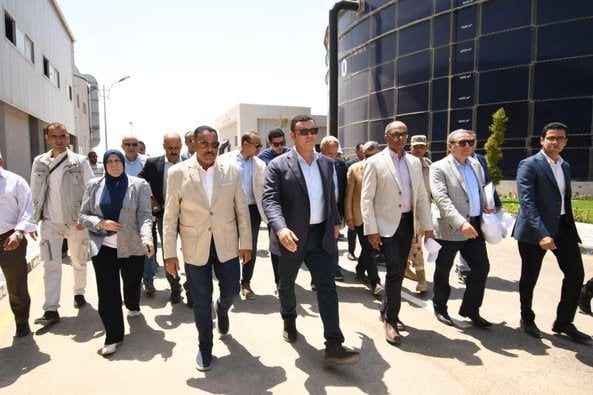 تفقد وزير الإسكان ومحافظ مطروح محطة تحلية مياه البحر الرميلة 4