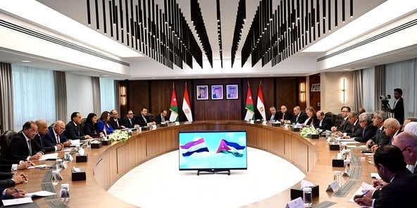 اجتماع هام بين رئيسي وزراء مصر والأردن في اللجنة العليا المشتركة
