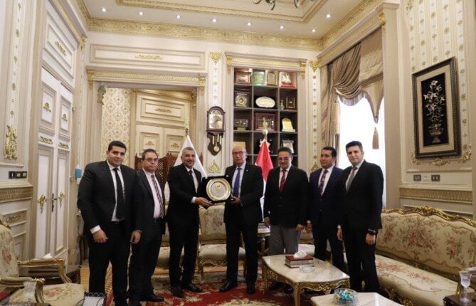 استقبال رئيس محكمة النقض لرئيس مجلس إدارة نادي قضاة كفر الشيخ بمناسبة المنصب الجديد