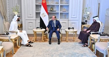 الرئيس السيسى يستقبل مستشار الأمن الوطنى البحرينى ويشيد بعمق العلاقات بين القاهرة والمنامة