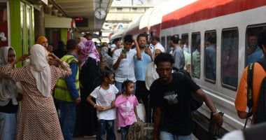 وزارة النقل تشغل القطار الخامس لتسهيل العودة الطوعية للأشقاء السودانيين.. صور