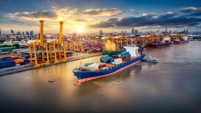 تباطؤ نمو التجارة العالمية في قطاع الخدمات خلال الربع الأول من 2025 وفق معلومات الوزراء
