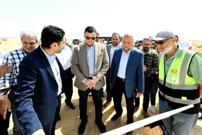 تفقد وزير الإسكان المركز التكنولوجي لخدمة المواطنين في العبور الجديدة