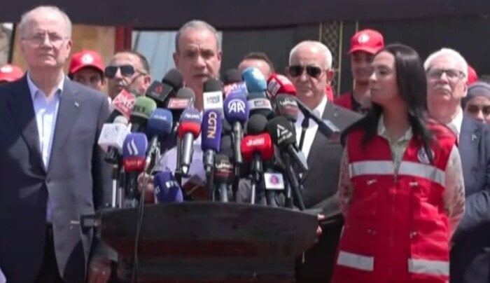 دعوة للضغط: وزير الخارجية يطالب بوقف إطلاق النار في غزة وفتح المعابر