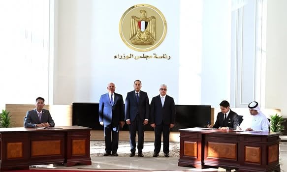 رئيس الوزراء يشهد توقيع عقد مشروع «أتوم سولار مصر» باستثمارات 220 مليون دولار