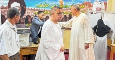 رئيس لجنة حقوق الإنسان بالنواب يشارك في انتخابات الشيوخ 2025