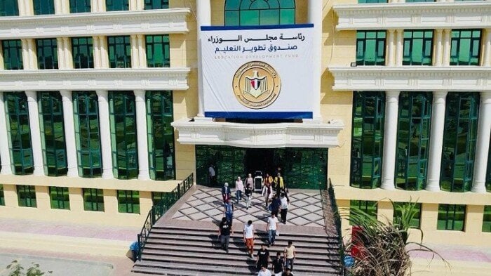 روبوتات إرشادية جديدة للطلاب في اختبارات القبول بمعهد الكوزن المصري الياباني