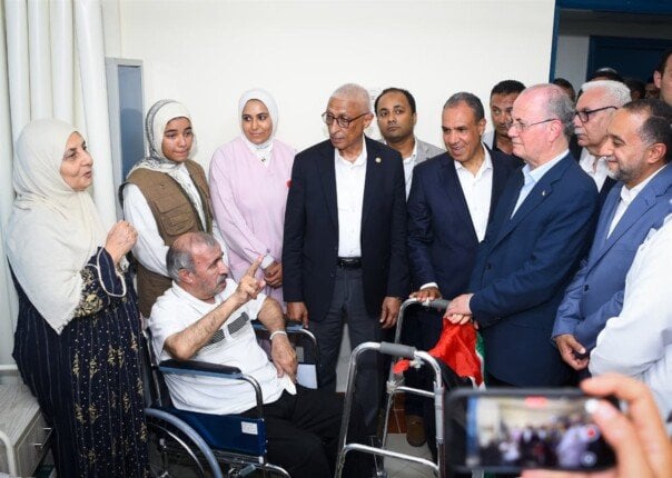 زيارة الجرحى: عبد العاطي يرافق رئيس حكومة فلسطين في مستشفى العريش