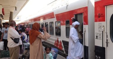 العودة الطوعية للأشقاء السودانيين.. انطلاق القطار التاسع وعلى متنه 940 شخصا