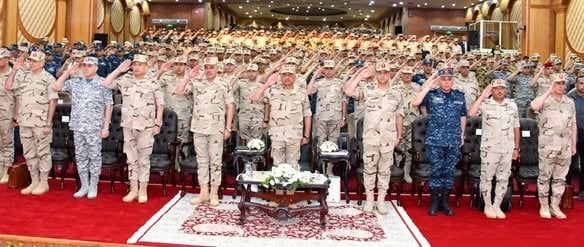 لقاء وزير الدفاع بمقاتلي المنطقة الشمالية العسكرية يؤكد على أهمية التدريب الجاد