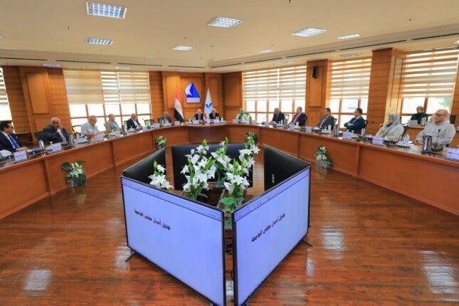 مجلس جامعة كفر الشيخ يناقش مستجدات التعليم والبحث في أغسطس