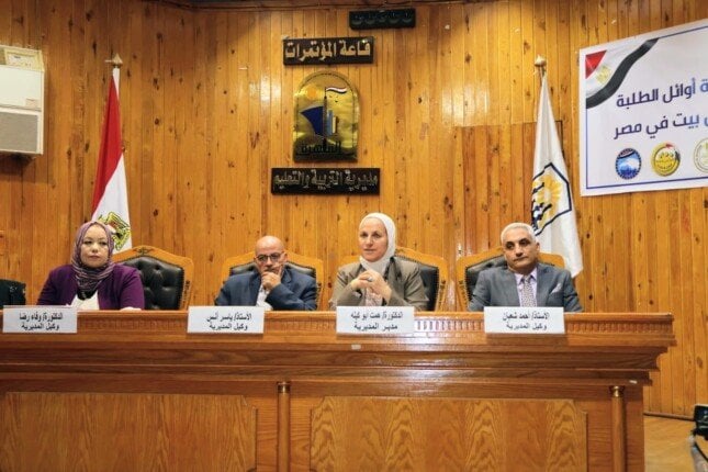 مدير تعليم القاهرة يعالج أزمة العجز في التخصصات باستخدام معلمي الحصة