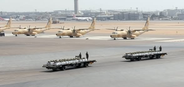 مصر تستمر في إسقاط المساعدات الإنسانية على غزة «صور»