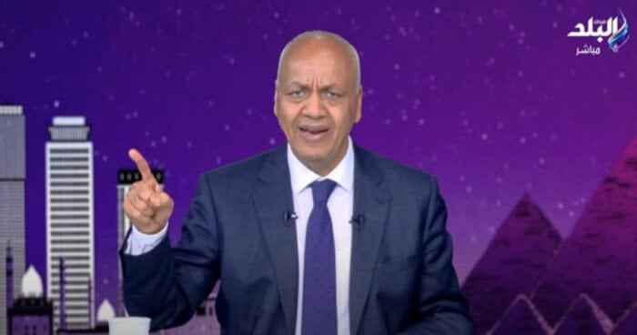 مصطفى بكري يطلب منع الحراسة على السفارات غير الحامية لبعثاتنا