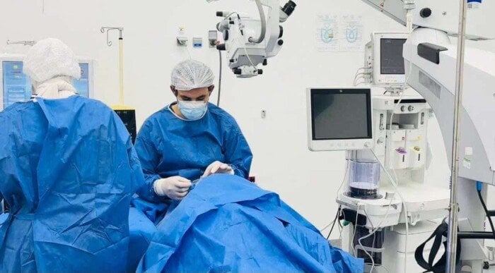 نجاح تدخل جراحي ينقذ مريضة من فقدان البصر بمستشفى الرمد في بورسعيد