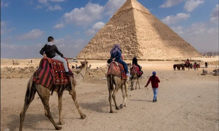 نقيب السياحيين يؤكد: «إحنا مصر» تعزز وعي المواطن وتدعم الطفرة السياحية