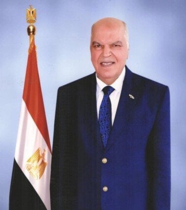 نقيب المعلمين يؤكد: البكالوريا المصرية حلاً لتخفيف ضغوط الثانوية العامة