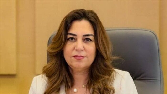 وزيرة التنمية المحلية تودع عامل النظافة الذي فارق الحياة أثناء أداء واجبه بالزقازيق