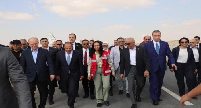 وصول رئيس الوزراء الفلسطيني ووزير الخارجية المصري إلى معبر رفح