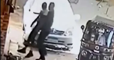 النيابة تصرح بدفن جثامين ربة منزل وأبنائها الثلاثة.. قتلهم مالك محل فى فيصل