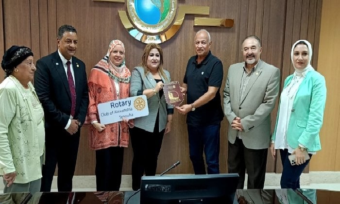 لتوصيل المياه للأسر الأكثر احتياجًا.. بروتوكول تعاون بين مياه البحيرة و «ىوتاري الإسكندرية»