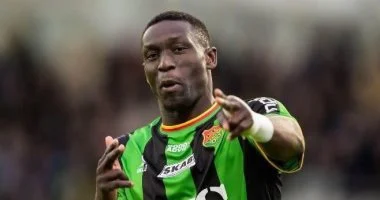 تعرف على تطورات مفاوضات الأهلى مع الإيفوارى إبراهيما دياباتى