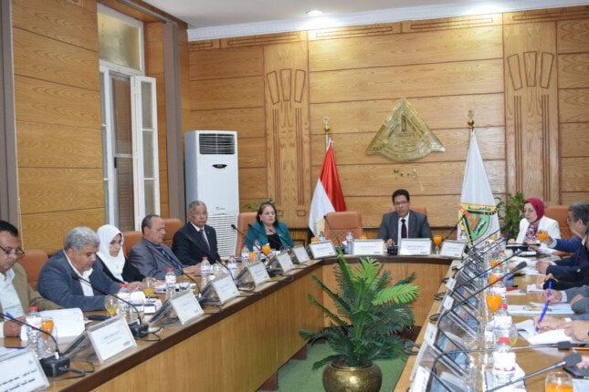 جامعة بنها تعتمد برنامج البكالوريوس المهني في «الحُلي والمجوهرات» بمقر العبور