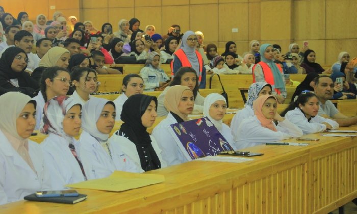 جامعة سوهاج تنفيذ المبادرة الرئاسية تمكين بكلية طب الاسنان