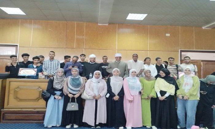 جامعة قنا تنظم ندوة عن الوسطية والاعتدال وتطلق مبادرة «تمكين» لدعم ذوي الإعاقة