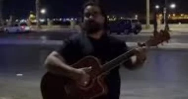 على رؤوف صاحب أغنية بشحت بالجيتار يتعرض لحادث مرورى بالسويس