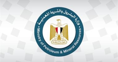 رئيس هيئة البترول يتابع اداء المركز الطبي للعاملين بقطاع البترول بالإسكندرية