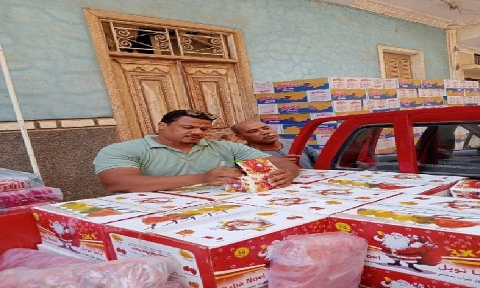 ضبط 16 ألف عبوة حلوى مجهولة المصدر في قنا