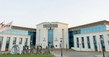 قبل التعاقد على أي خدمة.. تعرف على حقوقك داخل فروع شركات المحمول