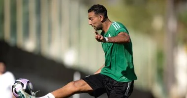 الإصابة تهدد مشاركة كوكا مع الاتفاق ضد الحزم في الدوري السعودي