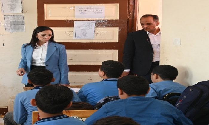 محافظ البحيرة تتفقد مدرسة المجد للتعليم الأساسي وتوجه بسرعة الانتهاء من تمهيد الطريق أمام المدرسة