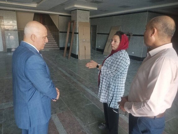 مدير الصحة بالقليوبية يتابع آخر الأعمال الإنشائية بمستشفى العبور الجديدة