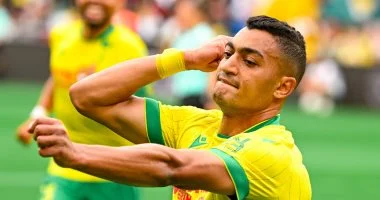 مصطفى محمد خارج تشكيل نانت ضد موناكو فى الدوري الفرنسي