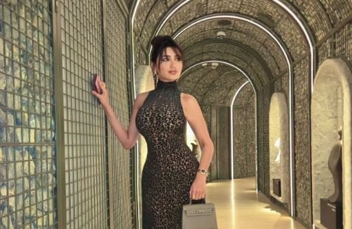 مي عمر بعد زيارتها للأهرامات: كل تفصيلة تحكي عن تاريخنا وحاضرنا الذي نفخر به