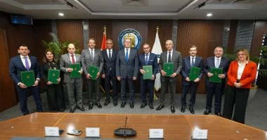 بقيمة 135 مليون دولار.. وزير البترول يشهد توقيع عقد تمويل مشروع الإيثانول الحيوي